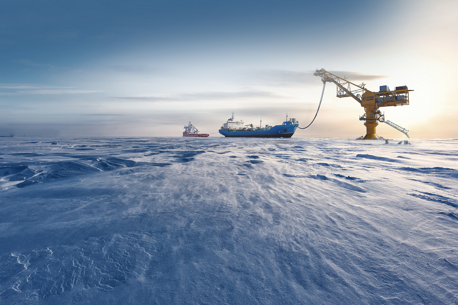 Норвегия остановит бурение в Арктике